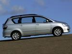 Toyota Avensis Verso 2003 года